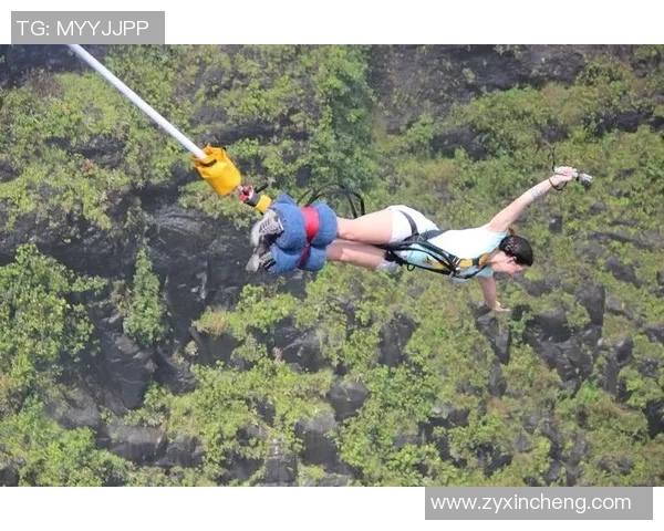 南京极限运动队在世界攀岩锦标赛中的精彩表现与技术分析